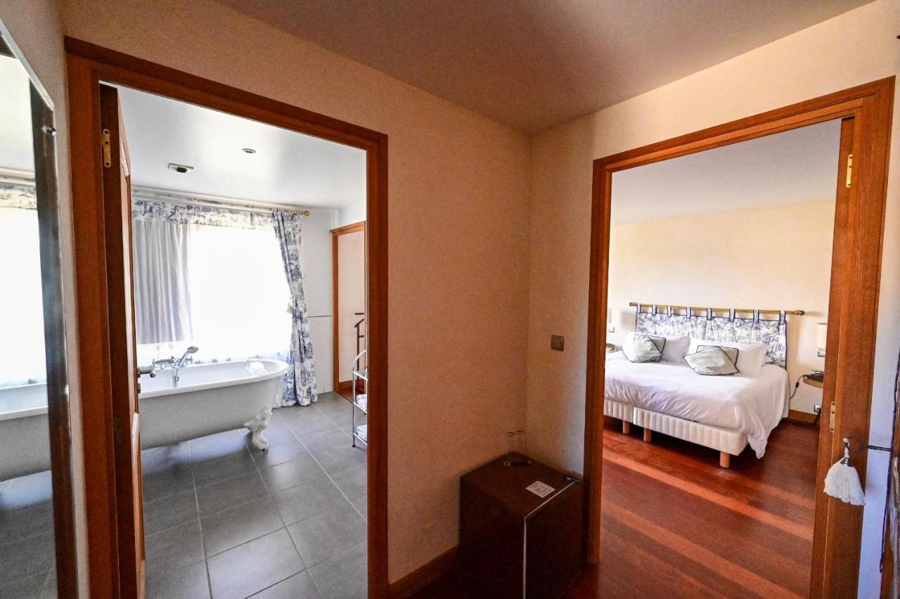 Auberge Bretonne ลาโรช-แบร๋นารด์ ภายนอก รูปภาพ